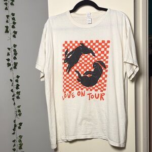 Love On Tour Graphic T-Shirt